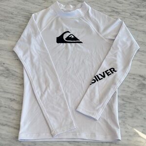 Quiksilver White Long-Sleeve Logo Rash Guard. 12. M